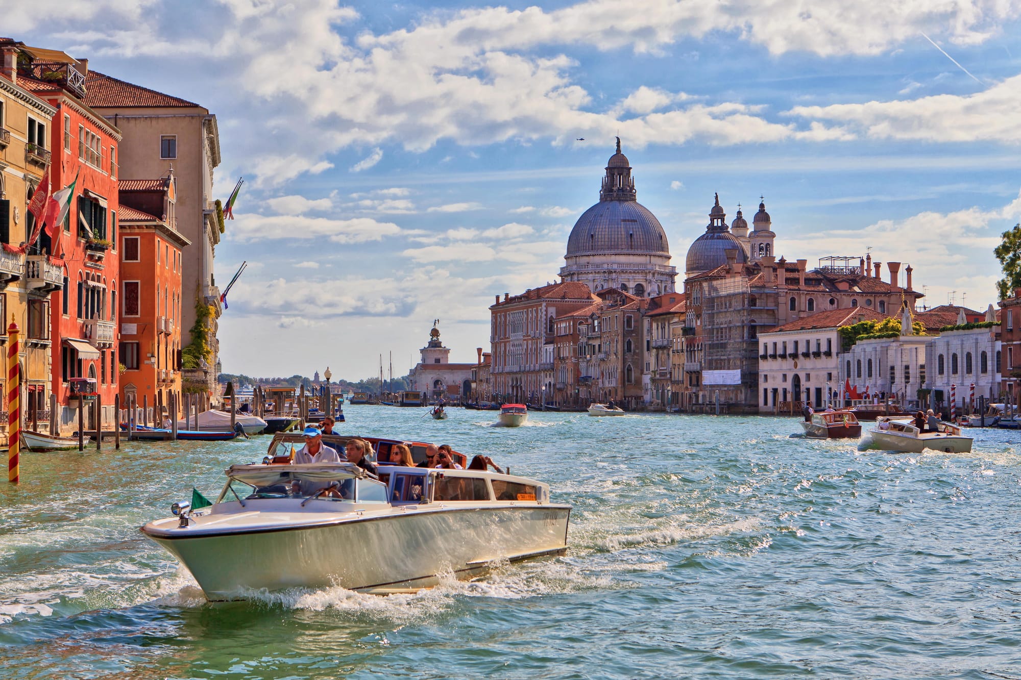 How To Get Around Venice